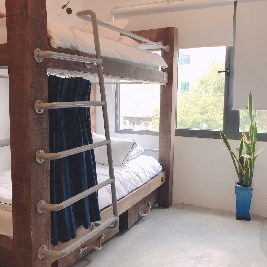 The Dorm Saigon (Adults Only) Hostel Ho Si Minh-város Kültér fotó